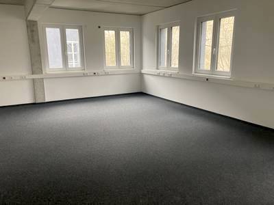 783CB9D0-3782-4E50-BF5D-894755292835